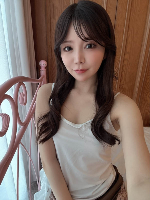 因老师的无戒心翘臀而欲望暴走，无数次发情变性欲怪物...